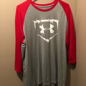 Under Armour loose fit 3/4 sleeve shirt
